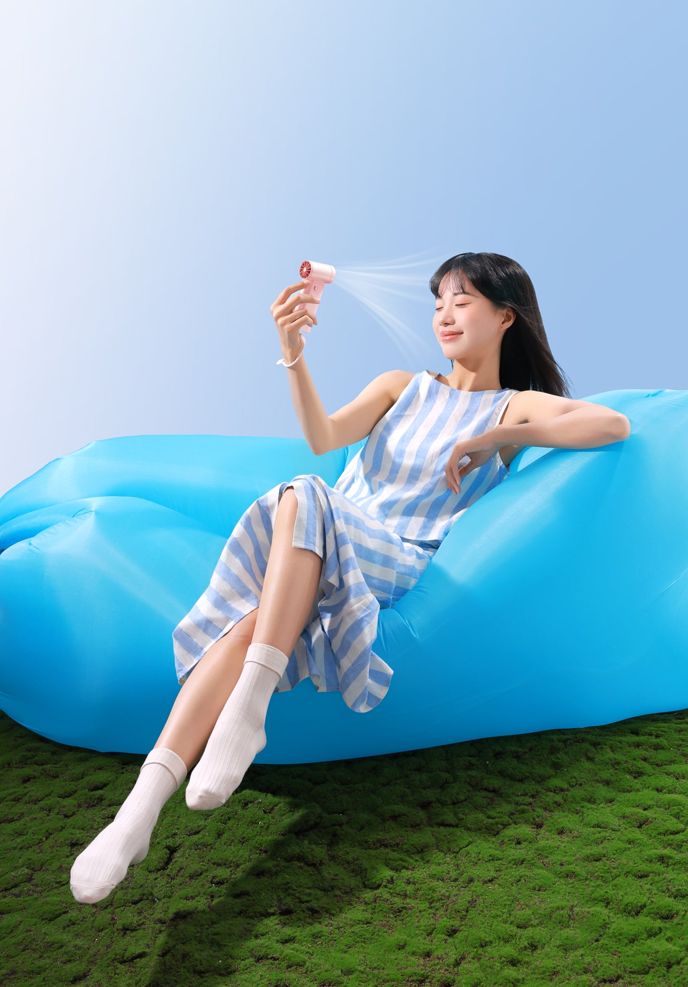 High-Speed Handheld Fan